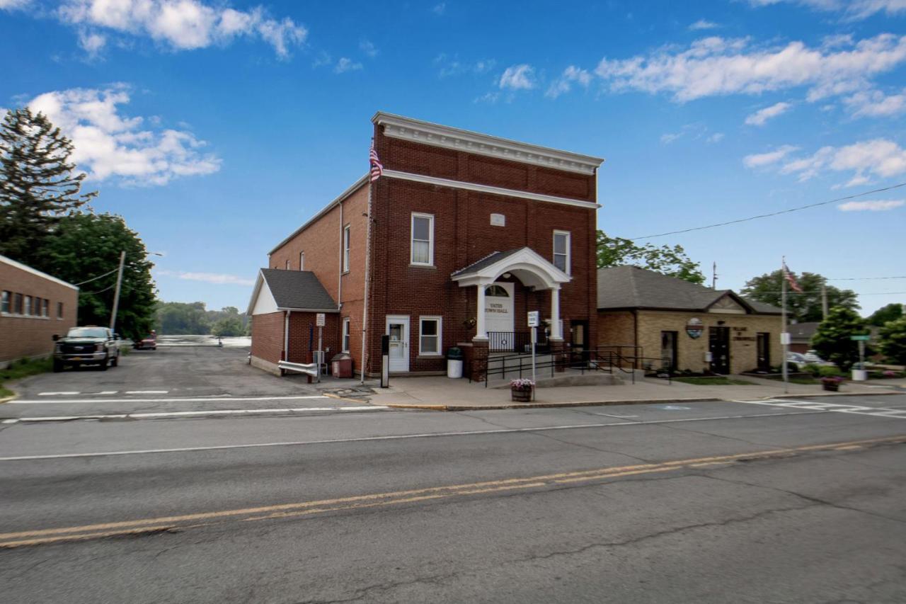 Webber Hotel Lyndonville Esterno foto