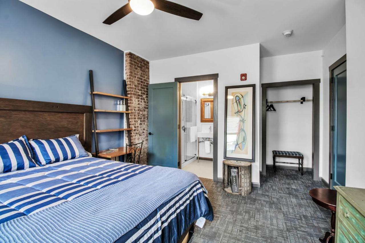Webber Hotel Lyndonville Esterno foto